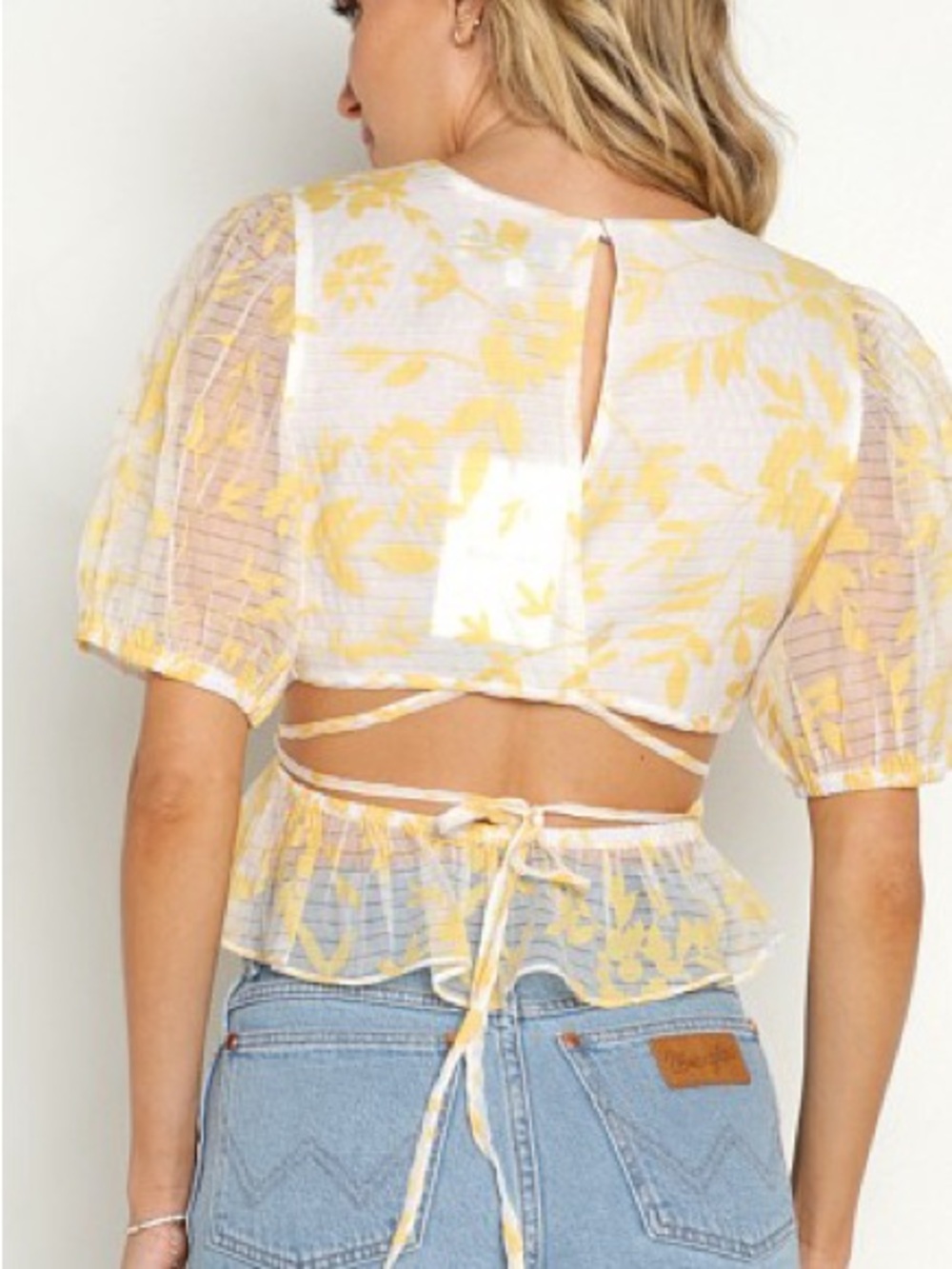 NWT En Saison White and Yellow Floral Puff-Sleeve Peplum Blouse
